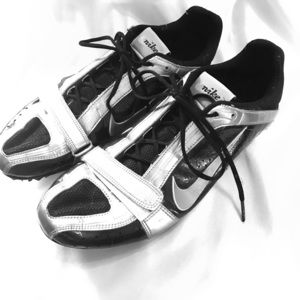 Men’s sz 9.5 Nike track and field cleats